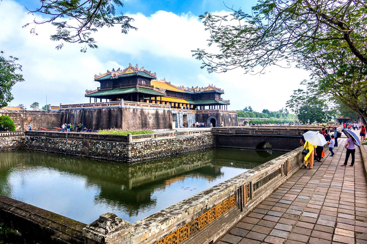 Huế